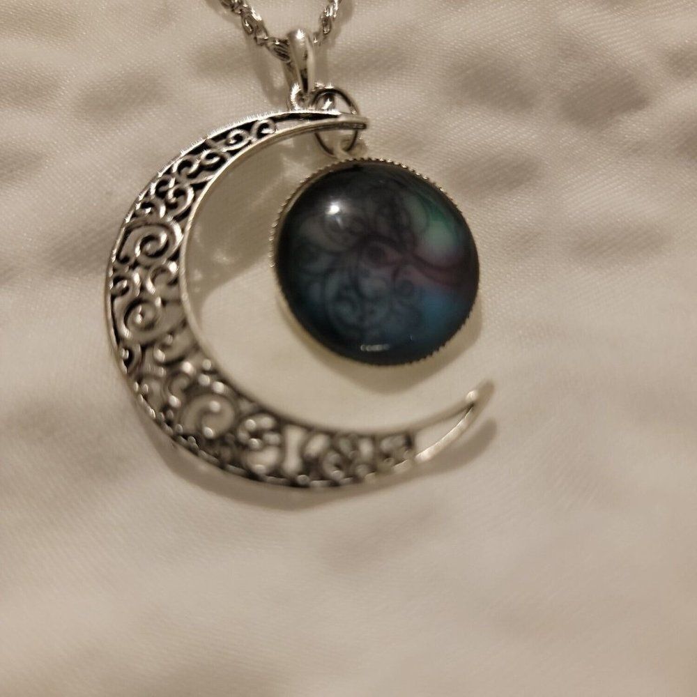 Womens Silver Moon Tree Of Life Charm Round Link Adjustable Fashion Necklace